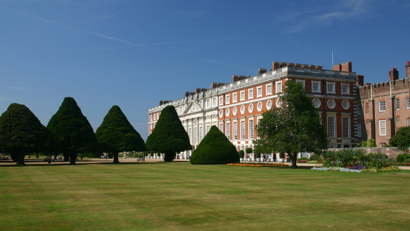 Hampton Court Palace - Bridgerton