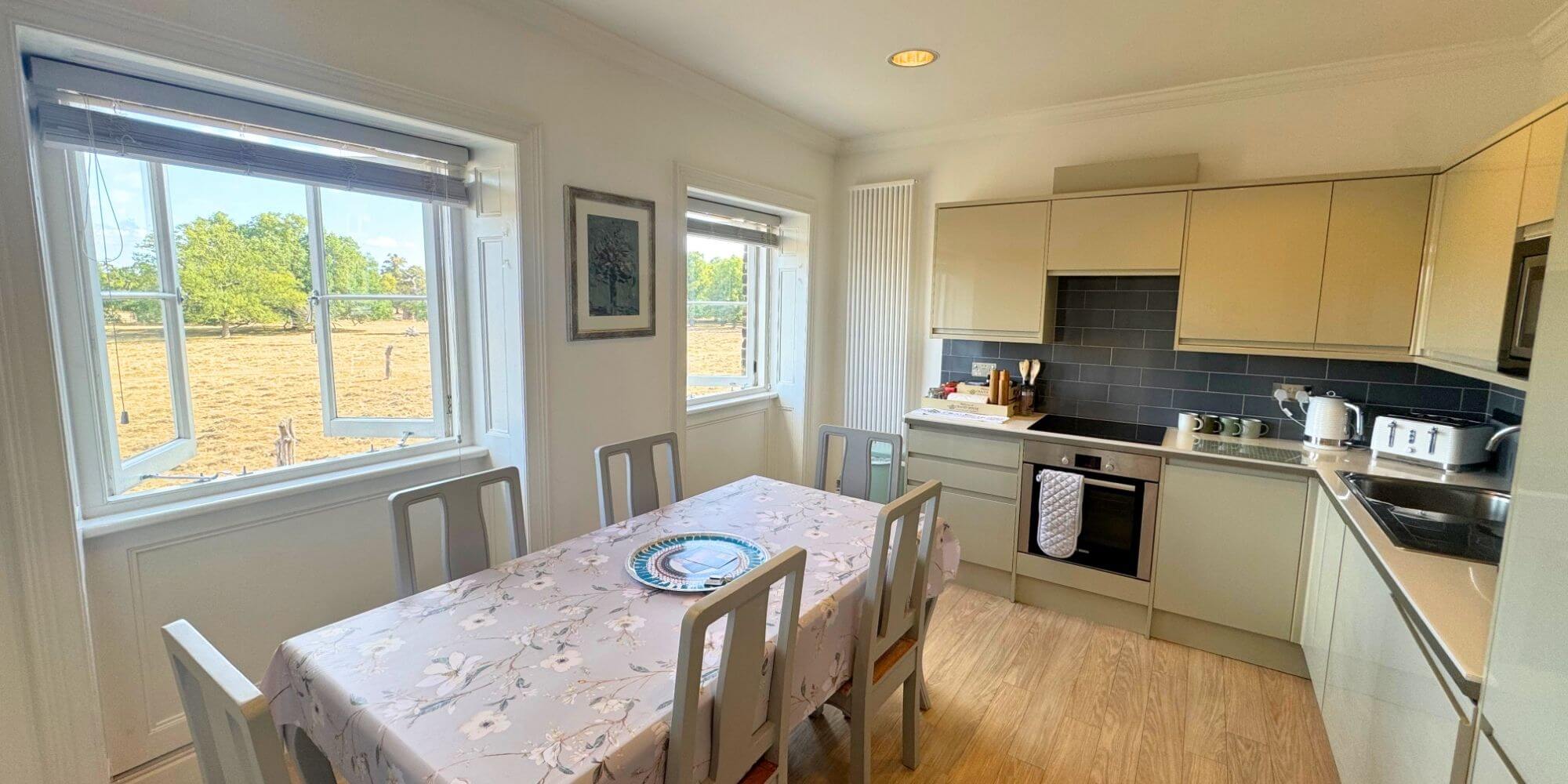 Business Stays - Self-Catered Kitchens